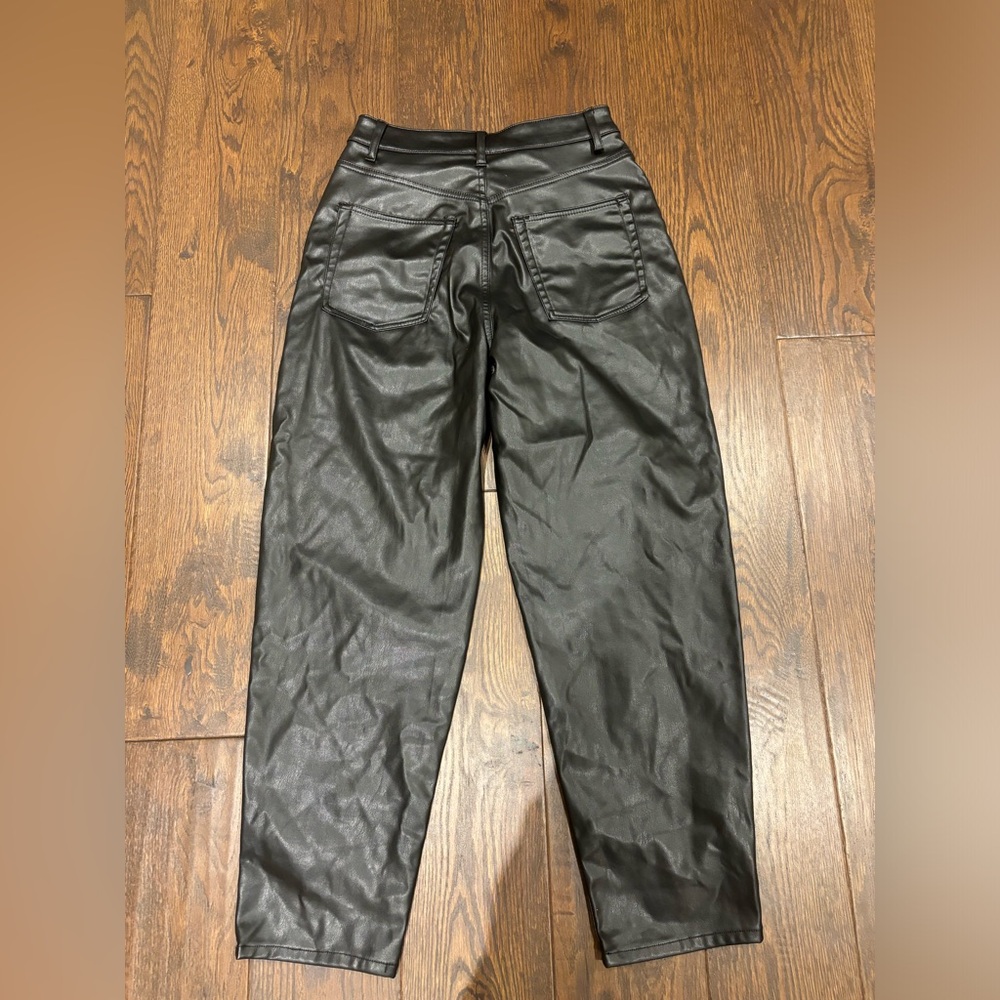 H&M Divided Leather Pants Faux Leather Women’s Size 4 - Picture 4 of 4